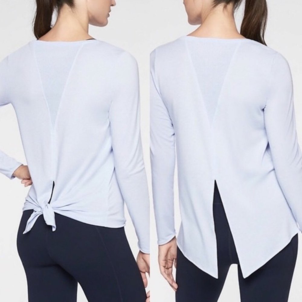 Athleta ‘Essence’ Tie Back Long Sleeve - light blue - XXS